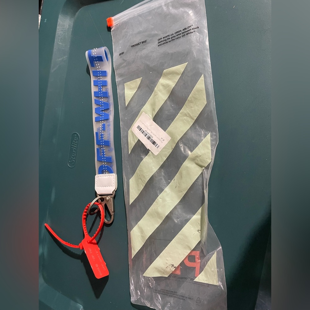 Blue Off-White Silicone Industrial Keychain